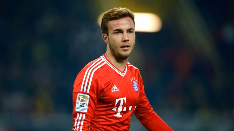 Chính vì việc không thuyết phục được HLV Pep Guardiola nên Mario Goetze thường chỉ là nhân tố phụ trong mọi sơ đồ chiến thuật của ông thầy người Tây Ban Nha dù được thi đấu khá nhiều.