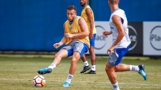 Nếu không có gì thay đổi, ngôi sao trẻ người Brazil Arthur Melo sẽ chính thức trở thành người của Barcelona vào tháng Giêng năm 2019.