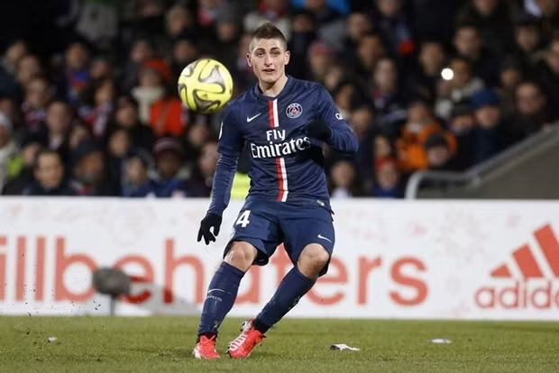 Marco Verratti, hiện 23 tuổi và cũng là một sự thay thế hoàn toàn hợp lý cho ngôi sao Bờ Biển Ngà - Yaya Toure. Tiền vệ tuyển Ý đang là mục tiêu săn đón của không ít ông lớn, PSG thực sự khó giữ tài năng này ở kỳ chuyển nhượng mùa hè tới. Với phẩm chất tuyệt vời ở vị trí tiền vệ tổ chức, Verratti là sự bổ sung hợp lý cho tuyến giữa của Man City.
