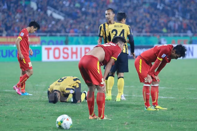 Bán kết AFF Cup 2014 là ký ức đáng quên nhất lịch sử bóng đá Việt Nam. Thầy trò HLV Toshiya Miura chơi cực hay trên sân Shah Alam của Malaysia, giành chiến thắng chung cuộc 2-1.