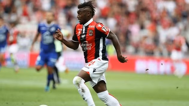 Theo tờ BILD (Đức), Allan Saint-Maximin, cầu thủ chạy cánh của OGC Nice là mục tiêu số một của Borussia Dortmund khi tìm người thay thế Christian Pulisic.