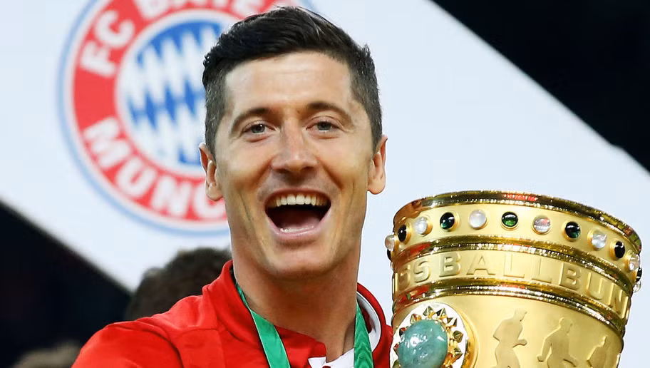 Tại Champions League mùa bóng năm nay, Lewandowski đã có được chín bàn thắng, một đường kiến tạo sau 11 lần ra sân cho Bayern Munich và anh xứng đáng là tiền đạo cắm xuất sắc của cúp C1 châu Âu năm nay. Ảnh sử dụng trong bài: Goal.com.