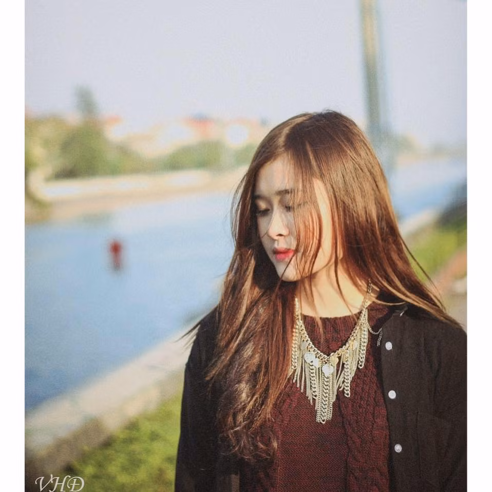 Tài năng cùng khuôn mặt xinh đẹp pha chút nghịch ngợm của Anna Đặng là điểm cộng cho cô trong mắt cư dân mạng.