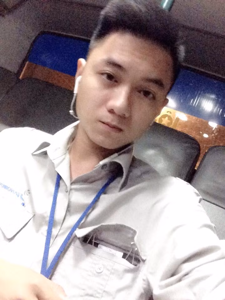 Không chỉ có ngoại hình điển trai mà Đinh Xuân Thủy còn khiến nhiều người cảm phục với những nghĩa cử cao đẹp khi hướng về những người có hoàn cảnh khó khăn.