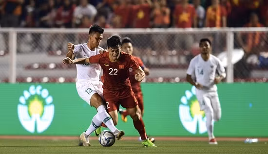Ha guc “dai bang” Indonesia, U22 Viet Nam bat bai tai SEA Game 30-Hinh-7