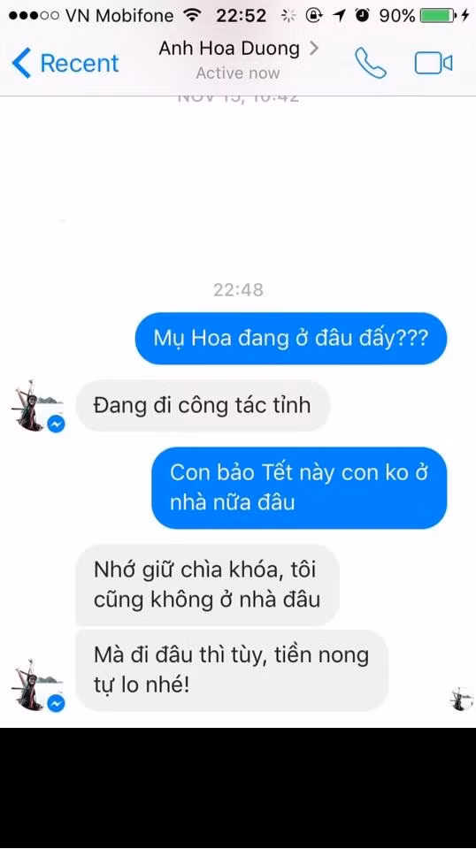 Dù mới xuất hiện cách đây ít giờ nhưng trào lưu thú vị này đã khiến nhiều bạn trẻ đã mạnh dạn nhắn tin cho mẹ để thử phản ứng của họ khi mình thông báo " Tết không về".
