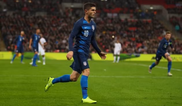 Christian Pulisic đã tiết lộ về thời điểm anh sẽ đàm phán tương lai với CLB và điều này khiến Chelsea và Liverpool vui mừng.