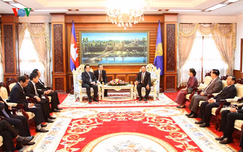 Lanh dao Campuchia tiep dac phai vien cua Tong Bi thu Nguyen Phu Trong-Hinh-2
