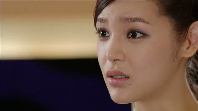 Mẹ chồng làm khó đưa 50k bắt con dâu làm mâm cơm thịnh soạn Me chong lam kho dua 50k bat con dau lam mam com thinh soan
