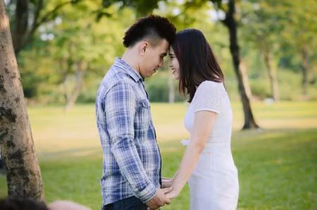 Bên cạnh Trang luôn có người yêu đồng hành, là động lực để cô chiến đấu với căn bệnh quái ác.