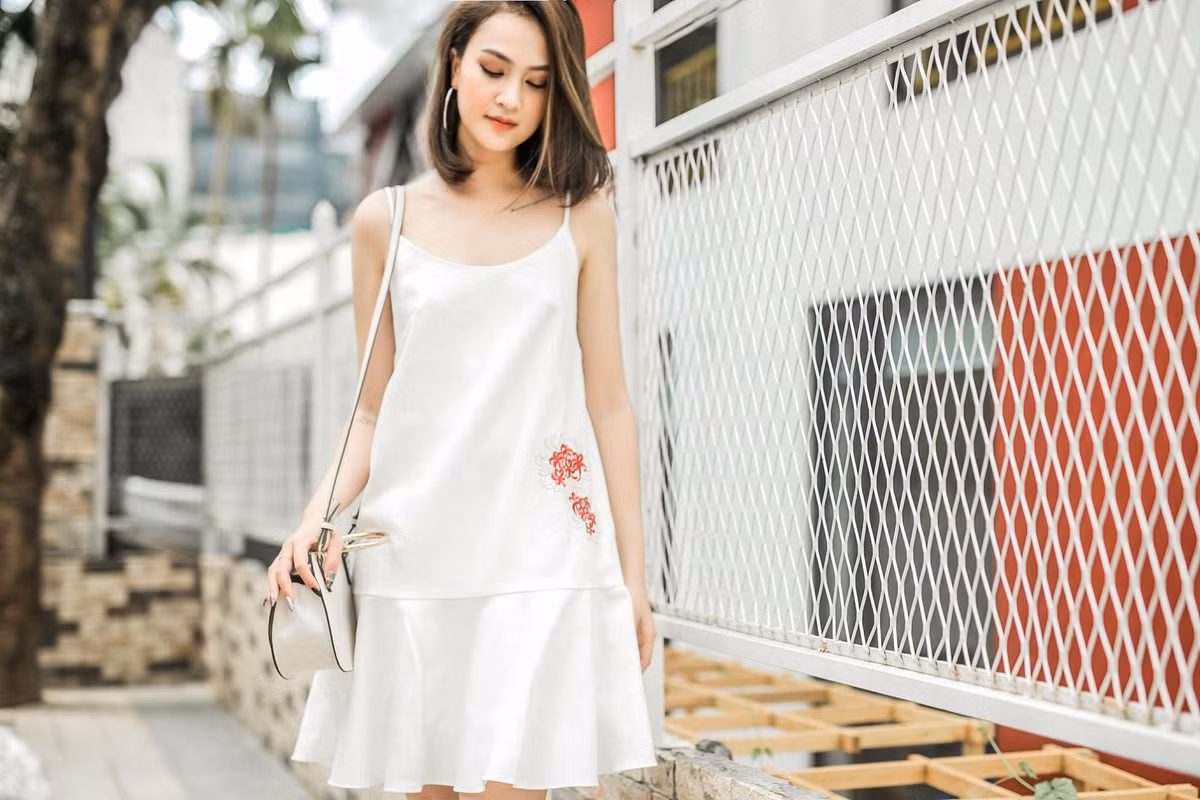 Sở hữu nhan sắc xinh đẹp và vóc dáng cao ráo, Thùy An từng là cô gái chụp ảnh lịch cho trường T36 (Đại học Kỹ thuật Hậu cần Công an Nhân dân).