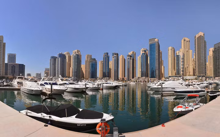 Dubai Marina – bến du thuyền lớn nhất thế giới (Ảnh: KT)