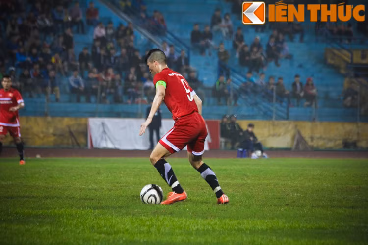 Với đẳng cấp của mình, Công Vinh đã có riêng cho mình cú hat-trick.