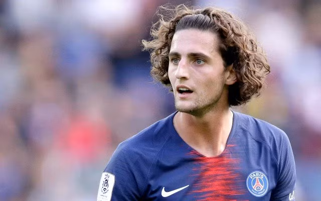 Barca không ngần ngại khẳng định Rabiot chính là mục tiêu hàng đầu của đội nhà ở kỳ chuyển nhượng mùa đông và điều này khiến tình hình ở PSG trở nên vô cùng loạn lạc.