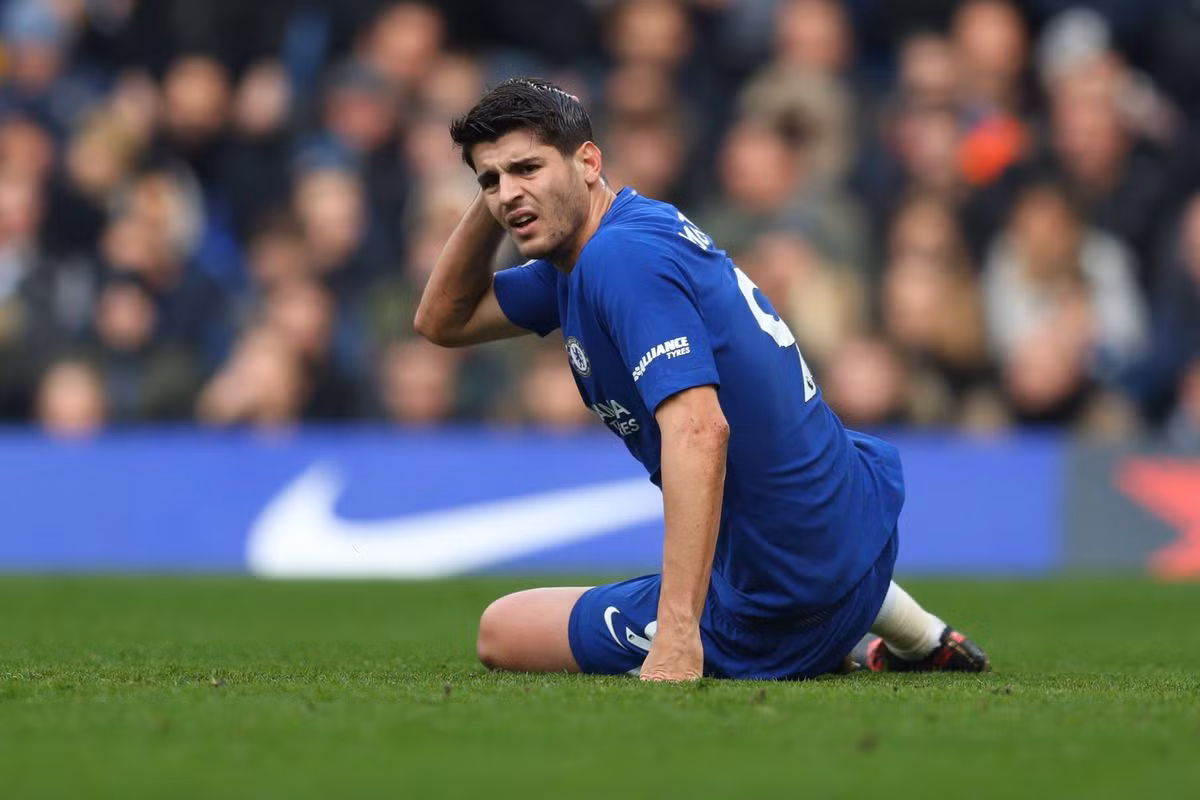 Với sự giúp đỡ của vị bác sĩ Peter Wehling, quá trình điều trị chấn thương lưng cho Morata đang tiến triển tốt và dự kiến anh có thể trở lại ở trận gặp Barcelona.
