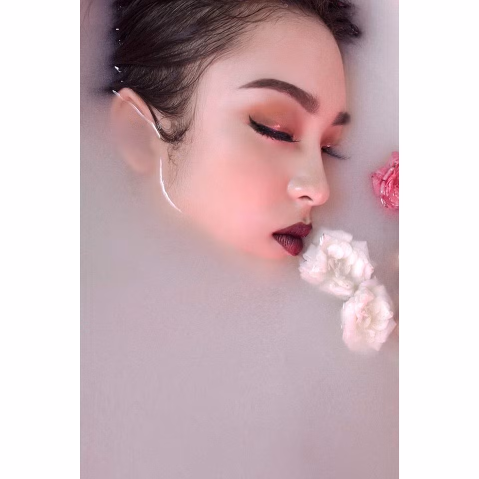 Nhiều người ngắm nhìn Phương Dung đều chung 1 nhận xét đó là cô bạn này có vóc dáng không kém cạnh bất cứ 1 ngôi sao giải trí nào trong showbiz.