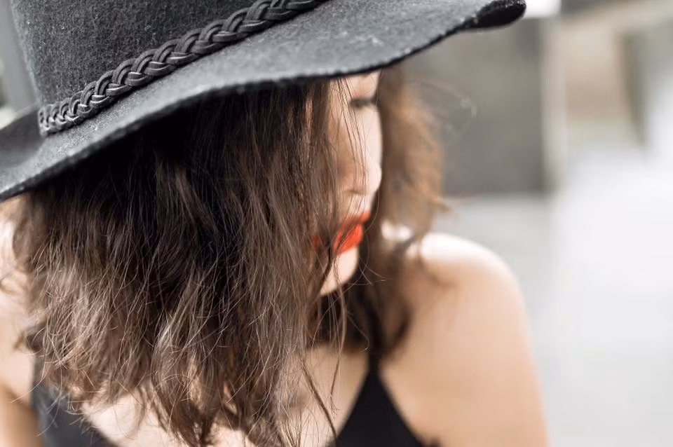 Từng góc ảnh của Marie-Linh Gastel mang đến vẻ đẹp riêng và không đụng hàng.