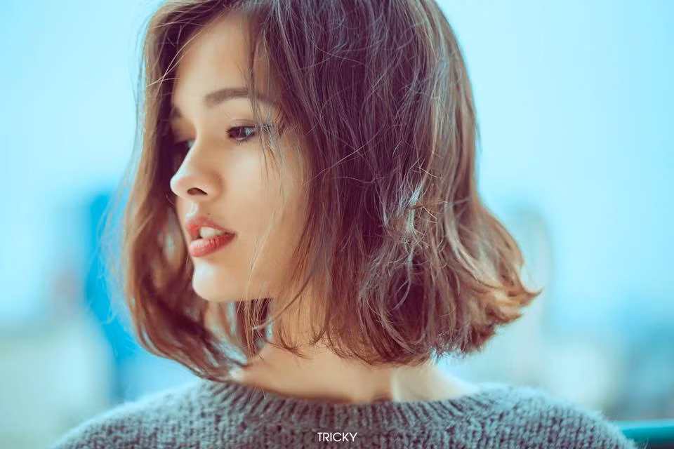 Mặc dù có thời gian sống tại Việt Nam nhưng đó là chưa đủ để Marie-Linh Gastel nói thông thạo được tiếng Việt mà chỉ có thể giao tiếp được những câu đơn giản. Nhưng cô bạn 9X con lai này có thể sử dụng tốt tiếng mẹ đẻ là Pháp ngữ và Anh văn.