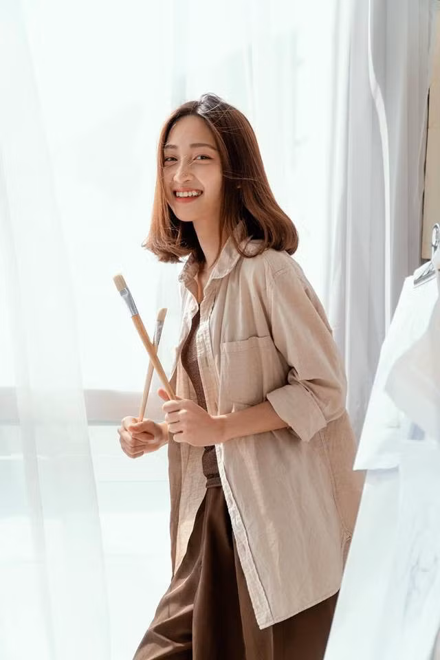 Được so sánh với những người đẹp nổi tiếng, San tâm sự mình rất vui tuy nhiên, cô bạn vẫn mong muốn mọi người sẽ nhớ đến mình là San - một cô gái yêu âm nhạc.