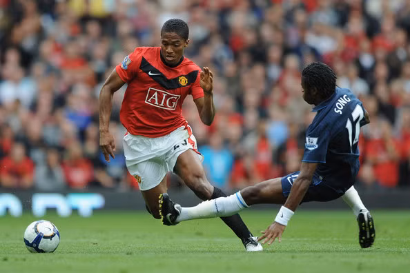 Mourinho den, ngoi sao Man United nao se ra di?