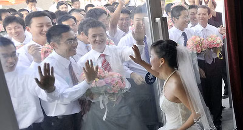 Hàng triệu đàn ông Việt đang đối mặt nguy cơ “ế vợ“ Hang trieu dan ong Viet dang doi mat nguy co “e vo“
