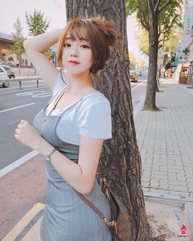 Hình ảnh của nữ streamer nóng bỏng đang gây sốt xình xịch khiến anh em khó có thể cầm lòng.