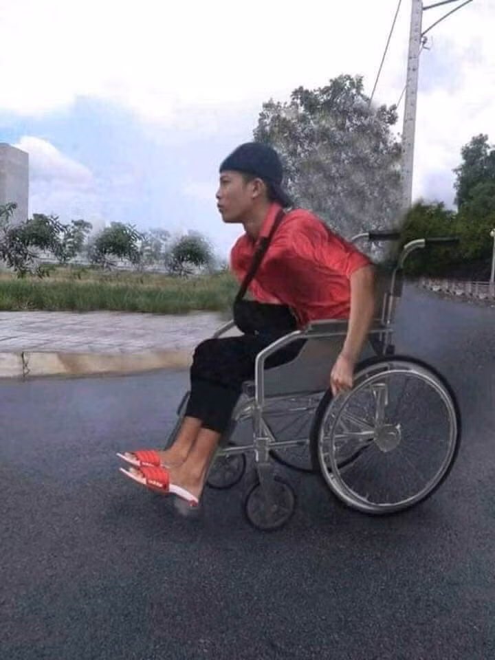 Hậu quả của việc bốc đầu xe máy gây mất trật tự trị an xã hội.