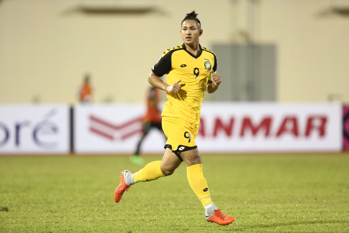 Trước đó, tại các giải trẻ của ĐNÁ như SEA Games, U19, U22, U23, Faiq Bolkiah đã từng nhiều lần góp mặt và trở thành đối thủ của Việt Nam.