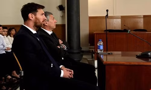Lionel Messi bị kết án 21 tháng tù giam vì trốn thuế Lionel Messi bi ket an 21 thang tu giam vi tron thue