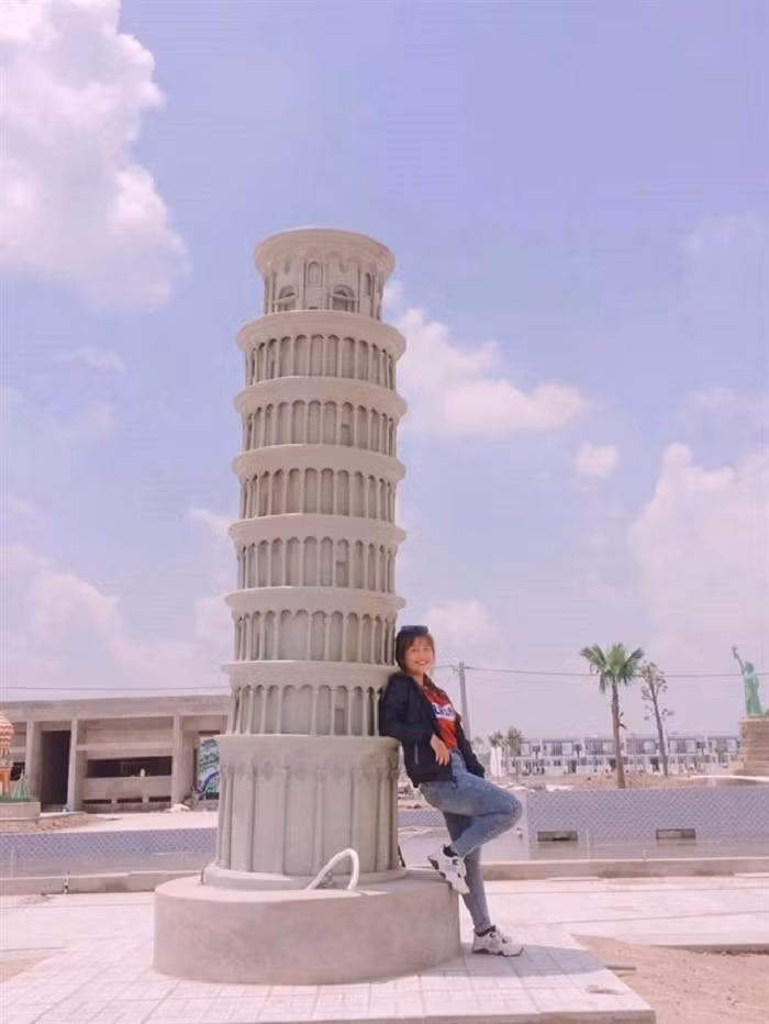 Tháp nghiêng Pisa - Italia.