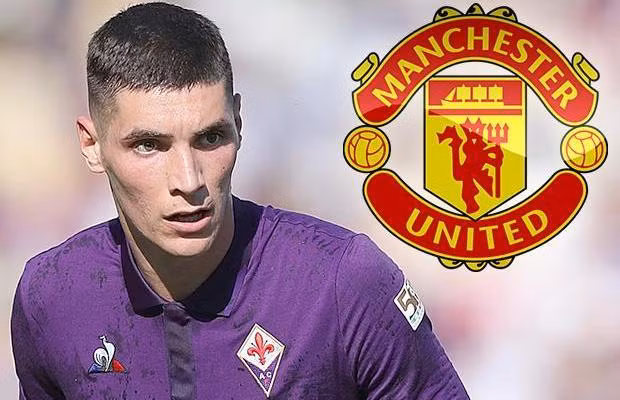 Tờ TMW tiết lộ, MU đang săn đón là hậu vệ phải của Milan, Davide Calabria và trung vệ Nikola Milenkovic của Fiorentina.