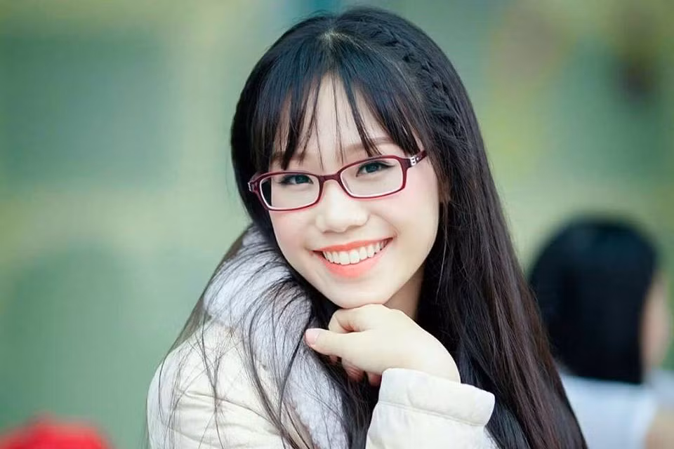 Ảnh kỷ niệm thời học trò của 9X nhận được nhiều lời khen cho vẻ đẹp trong sáng, dễ thương.