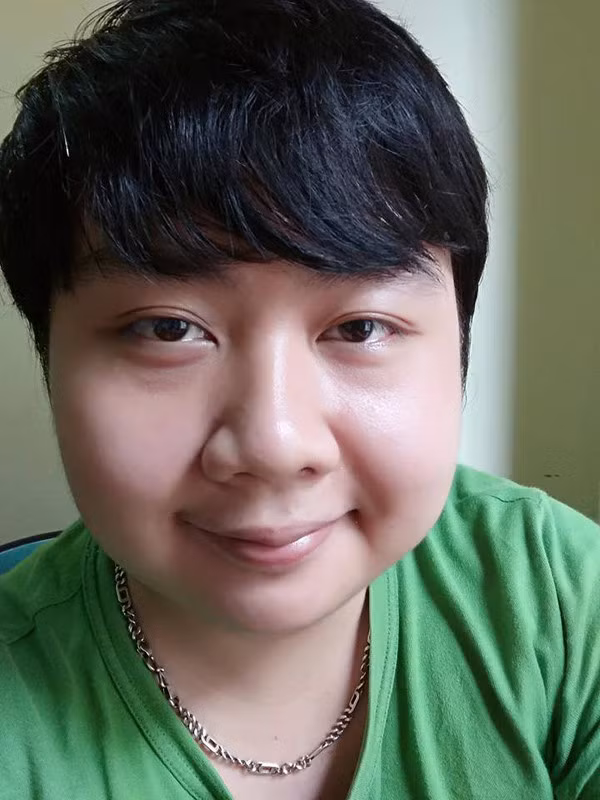 Hiện tại, Minh Hải không còn tham gia diễn xuất. Từ bỏ công việc diễn viên, anh chàng lùi về sau sân khấu với vai trò một BTV dựng phim, đồ họa.
