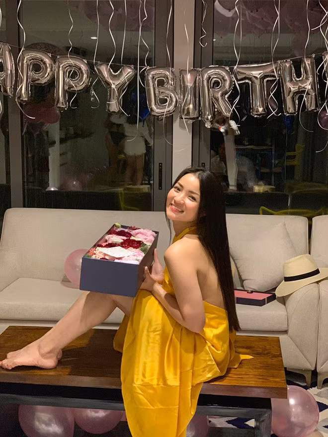 Dan hot girl Viet tung tung khien dan tinh chao dao nho 