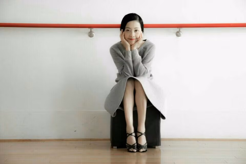 Dù gặp phải nhiều buồn đau trong cuộc sống nhưng Seo Jung Hee vẫn cố gắng giữ gìn tuổi thanh xuân bằng cách tập múa ballet mỗi ngày, ăn uống điều độ và dưỡng da tại nhà.