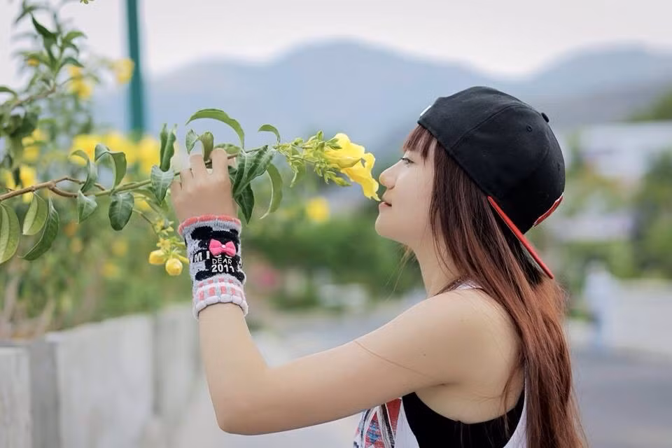 Xa nhà từ bé, âm nhạc trở thành người bạn đồng hành của Yunj Boo.