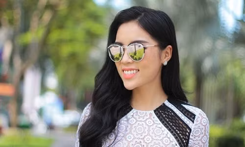 Ky Duyen bo hut thuoc la sau scandal bi du luan chi trich