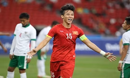 Que Ngoc Hai len tuyen hay khong la do HLV Miura?-Hinh-2