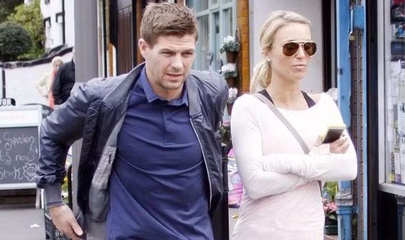 Alex Curran, vợ của đội trưởng Liverpool Steven Gerrard.