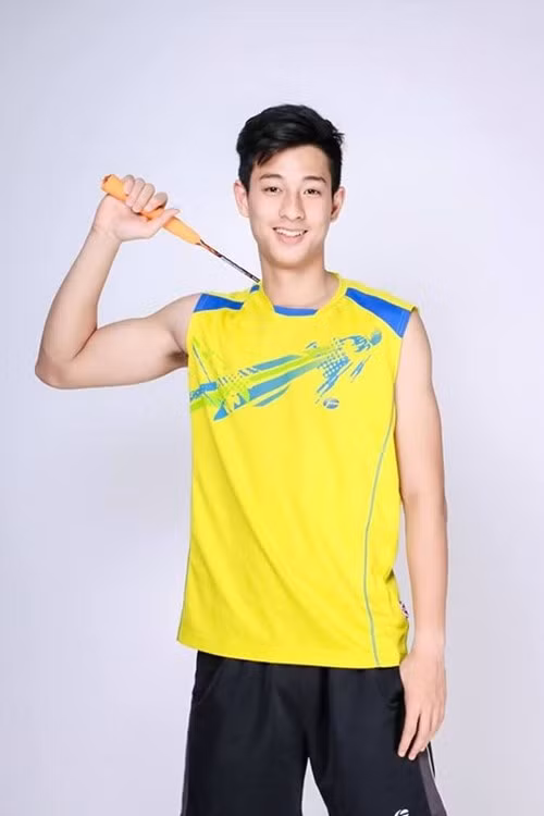 Dù ở độ tuổi còn rất trẻ nhưng Hồng Nam đã sở hữu khoảng 30 huy chương các loại.