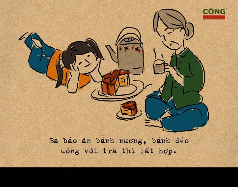 Bánh trung thu cổ truyền sẽ tăng phần hấp dẫn khi được thưởng thức với trà mạn. Độ ngọt, dẻo của bánh khá hợp vị với nước trà. Ảnh: Cộng Càphê.