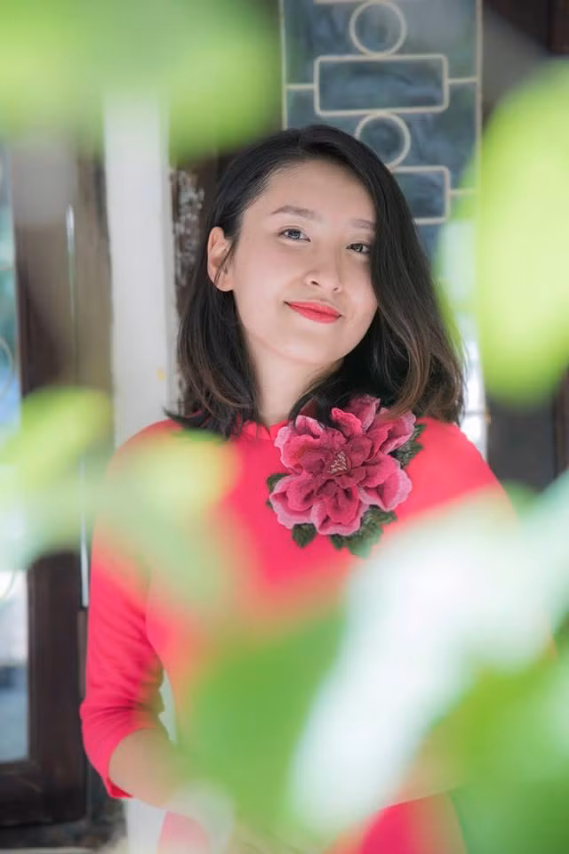 Sau thời gian đầu nói về cách giảm cân thông minh, hiện tại những nội dung trong clip của Phương Hà bắt đầu xoáy vào những vấn đề như lifestyle, tips for girl, chụp ảnh đẹp, cách mix đồ, cách giúp mọi người tự tin hơn.