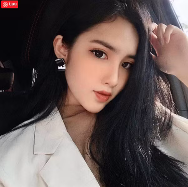 Hiện tại, những hình ảnh của Đoan Nghi khiến CĐM Trung Quốc yêu thích.
