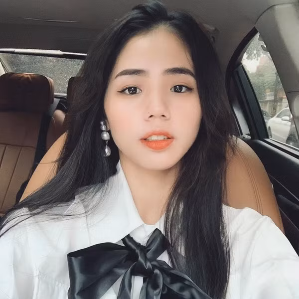 Ngắm nhan sắc của hot girl cover Hương Ly nhiều người sẽ không nghĩ rằng cô là "bà mẹ bỉm sữa" 2 con.