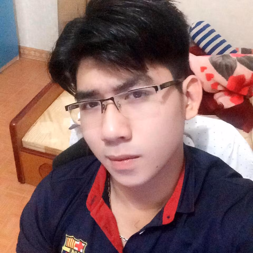 Hồng Phúc có cảm giác giọng hát của mình cũng yếu dần đi khi cơ thể gầy hơn trước nhưng sẽ quyết tâm rèn luyện giọng hát để theo đuổi giấc mơ được làm ca sĩ chuyên nghiệp.
