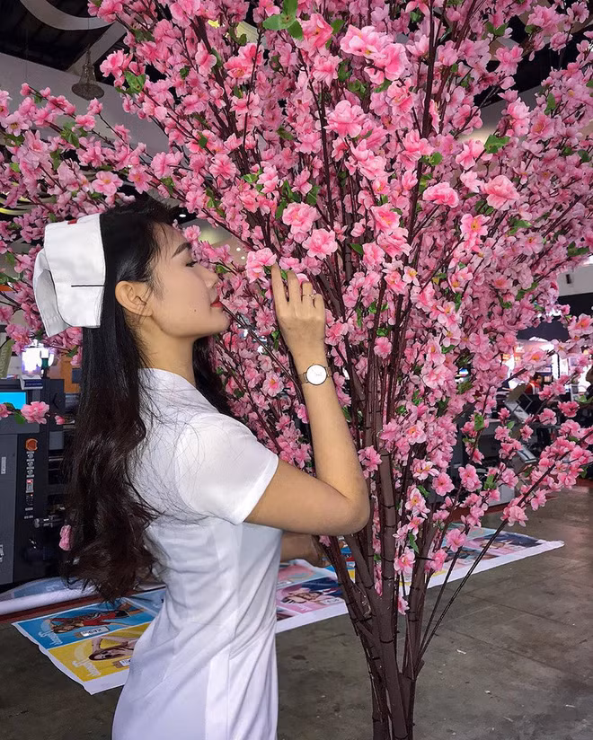 Cụ thể, nữ y tá Malaysia được nhắc tới có tên Ivy Chew, đến từ thành phố Seremban, thuộc bang Negeri Sembilan.