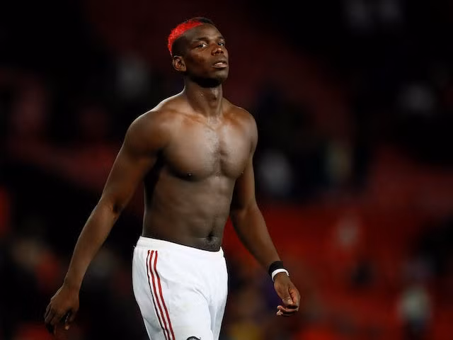  Chuyển nhượng bóng đá mới nhất từ Cadena Cope, MU tuyên bố sẵn sàng để Pogba ra đi ngay trong kỳ chuyển nhượng mùa đông sắp tới nếu có bất kỳ câu lạc bộ nào đồng ý đặt lên bàn đàm phán khoản tiền 130 triệu bảng.