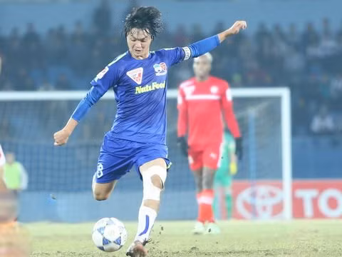 Cong Phuong, Duy Manh tranh giai Cau thu tre xuat sac 2015-Hinh-2