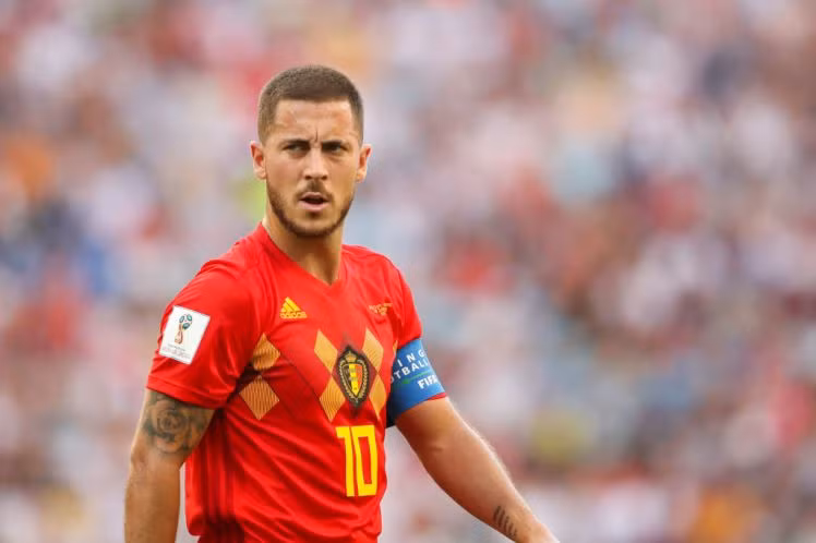 Real gần như chắc chắn sẽ để Cristiano Ronaldo đến Juventus, và họ đã xem Hazard, Kylian Mbappe, Neymar là những cầu thủ có thể lấp đầy khoảng trống của CR7 ở Bernabeu.