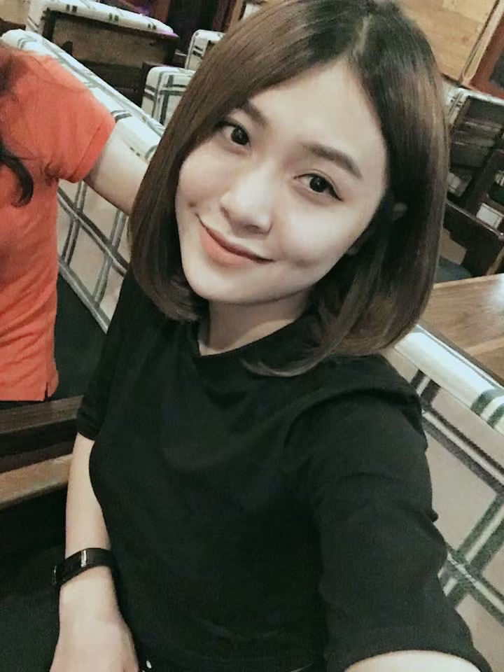 ... nhưng bên trong lại là một giọng hát vô cùng nội lực và có hồn.
